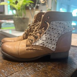 Steve Madden boots size 6.5 barely worn